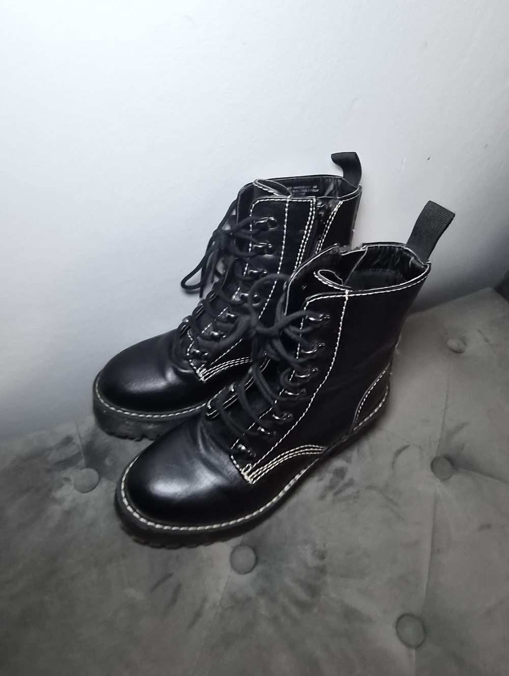 Black Grunge Platform Combat Boots 6M Madden Girl Punk Modern - Picture 2 of 10